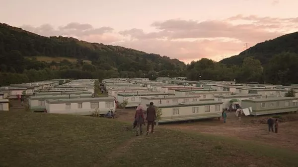 the caravan park that Maeve lives in