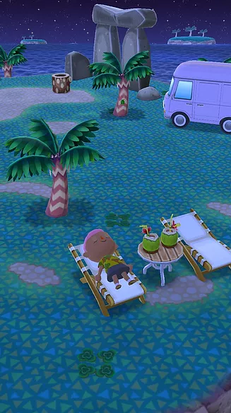 zarina&rsquo;s little avatar on pocket camp is lying on a sunbed at night fast asleep